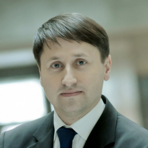 dr Tomasz Karol Wiśniewski<br>GPW S.A.